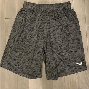 Pony gun shorts- med